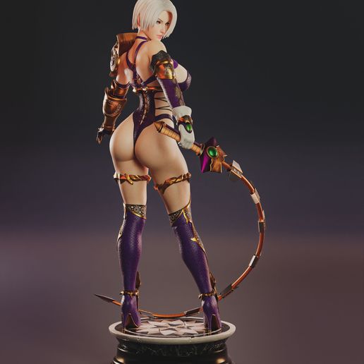 Ivy Valentine